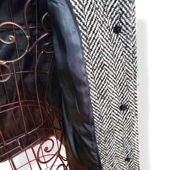 Nicole Miller Coat Womens Sz L Black Tan Herringbone Classic Chic Casual Winter - Picture 8 of 11